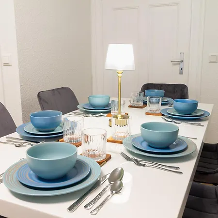 Home-on Wiesbaden, Group Travel With Comfortable Bed Lägenhet Wiesbaden